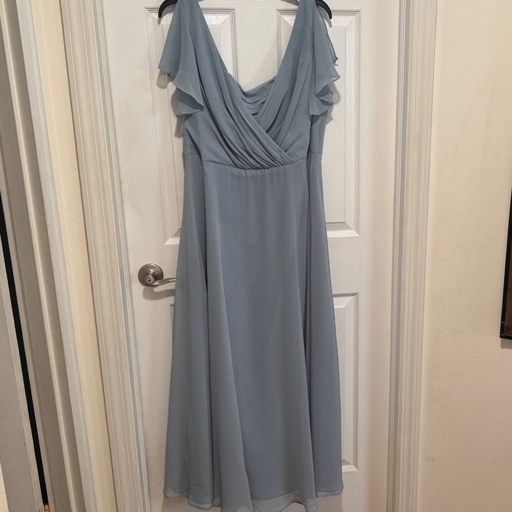 Elegant Blue Women's Dress David’s Bridal Size 16